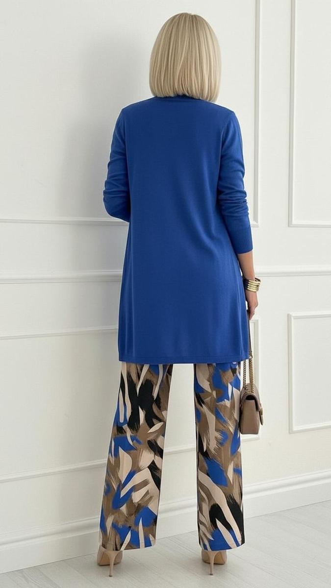 Stylish Blue Round Neck Three Piece Set